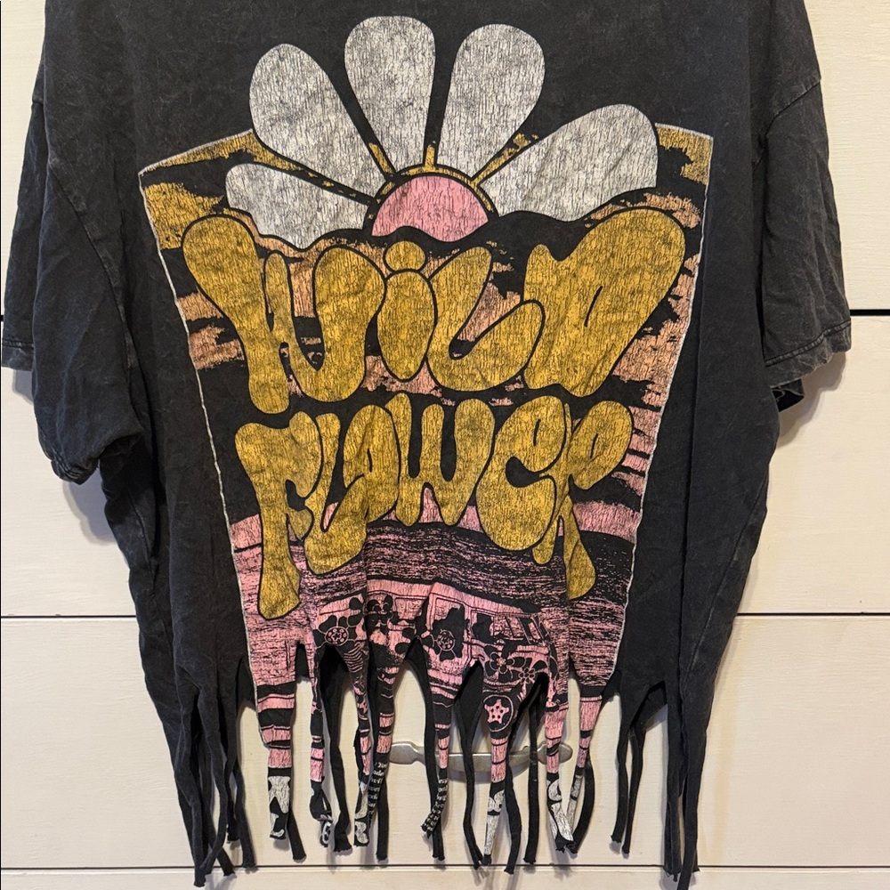 Upcycled Hollister Tee with Fringe Wild Flower L - Picture 5 of 5
